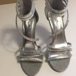 Anne Michelle Stiletto SZ 5.5
